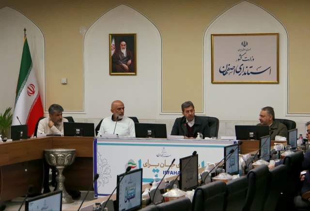 “روستای خورشیدی” در دستورکار مدیریت استان قرار می‌گیرد