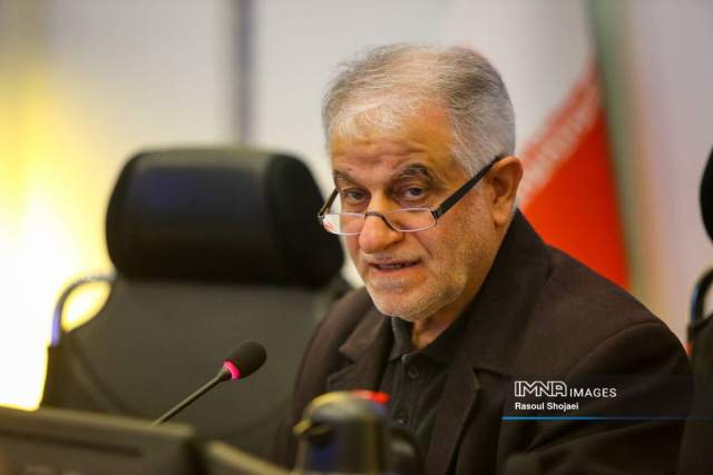 رشد 50 درصدی بودجه 1403/ سازمان‌های دولتی در پرداخت حق شهرداری‌ها کوتاهی نکنند