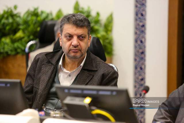 برخی سودجویان در جهت اهداف سیاسی خود عملکرد مدیریت شهری را زیر سئوال می‌برند/ لازم است پروژه‌های مهم شهر اطلاع رسانی شوند