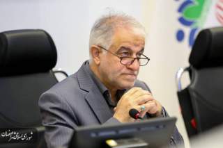 نیازمند ۵۰۰۰ میلیارد تومان نقدینگی برای پروژه مترو و ناوگان اتوبوسرانی هستیم