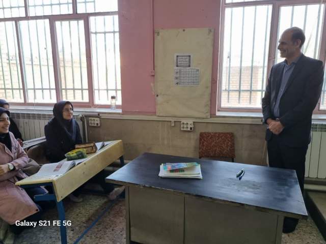 افزایش ضریب تأثیر معدل در امتحانات نهایی موجب کسب رتبه‌های برتر دانش‌آموزان مناطق محروم می‌شود