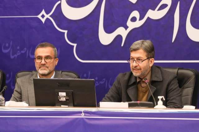 استاندار اصفهان: مدیران جدید در استان وظایف سنگین‌تری بر عهده دارند
