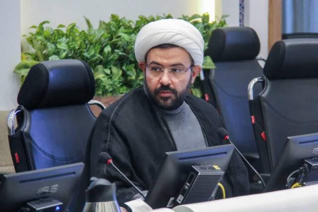 مشکل بیمه تکمیلی بازنشستگان پیگیری شود
