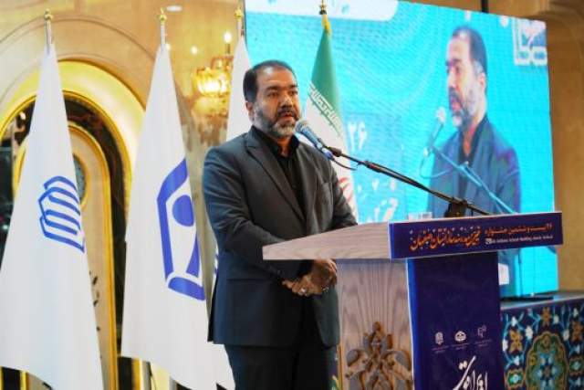 تمام عوامل موثر در جامعه باید در راستای برنامه های تعلیم و تربیت آموزش و پرورش باشد