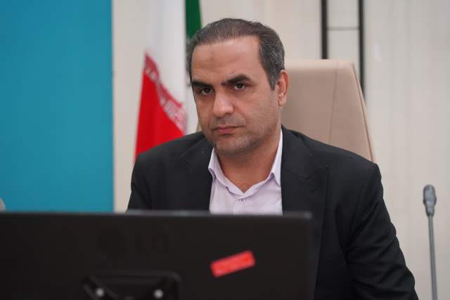 اجرای کارگاه‌های توانمندسازی معلمان بر پایه اصول قواعد یادگیری در مدارس استان اصفهان