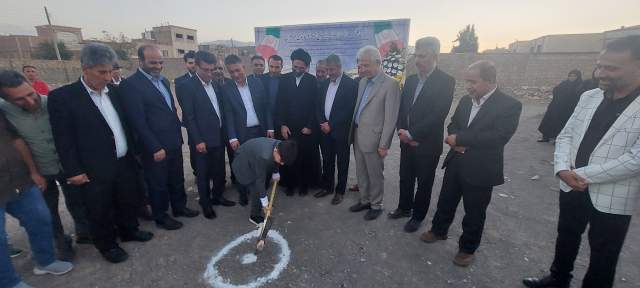 ۳ مدرسه در کاشان افتتاح و کلنگ‌زنی شد