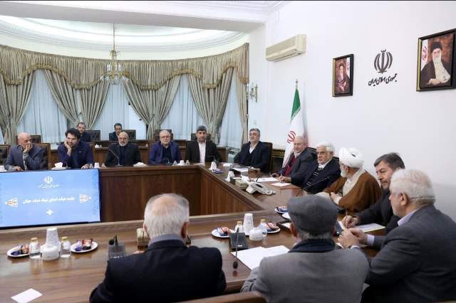 معاون اول رئیس‌جمهور در دیدار هیات امنای «بنیاد نصف جهان»: موفقیت هر پروژه، باعث «امیدآفرینی» و افزایش «سرمایه اجتماعی» نظام است/ برای دولت چهاردهم «سرمایه اجتماعی» اهمیت زیادی دارد